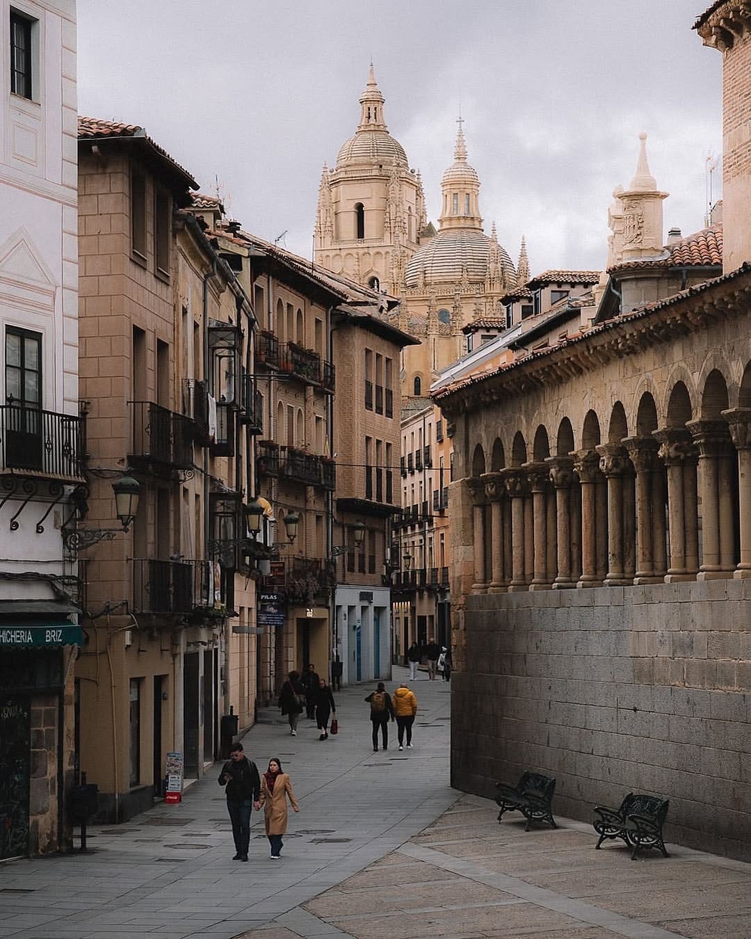 Salamanca y Castilla León Monumental: Circuito cultural 7 días y 6 noches desde Madrid – Interrias